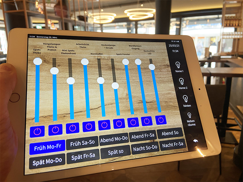 Crestron Goldalm IPAD Licht