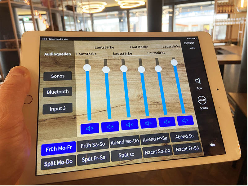 Crestron Goldalm IPAD Musik